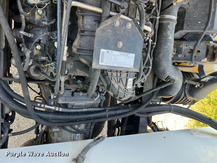 image for item JM9188 2016 Isuzu NPR HD  refrigerated delivery truck