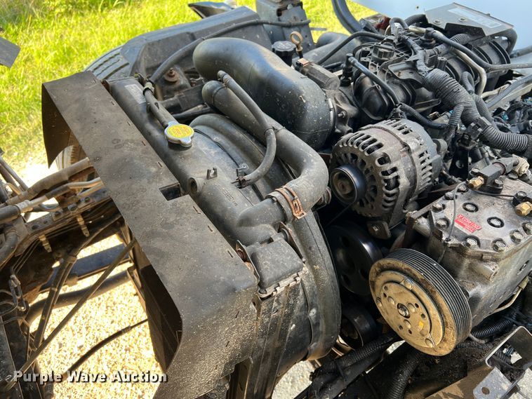 image for item JM9188 2016 Isuzu NPR HD  refrigerated delivery truck