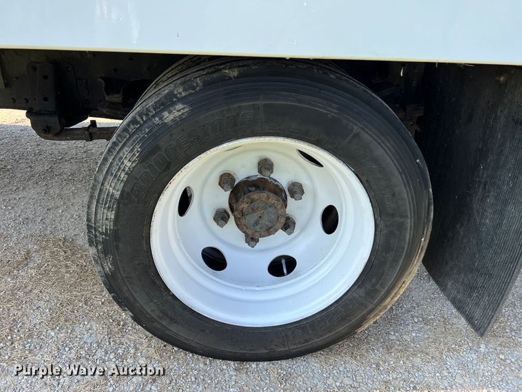 image for item JM9188 2016 Isuzu NPR HD  refrigerated delivery truck