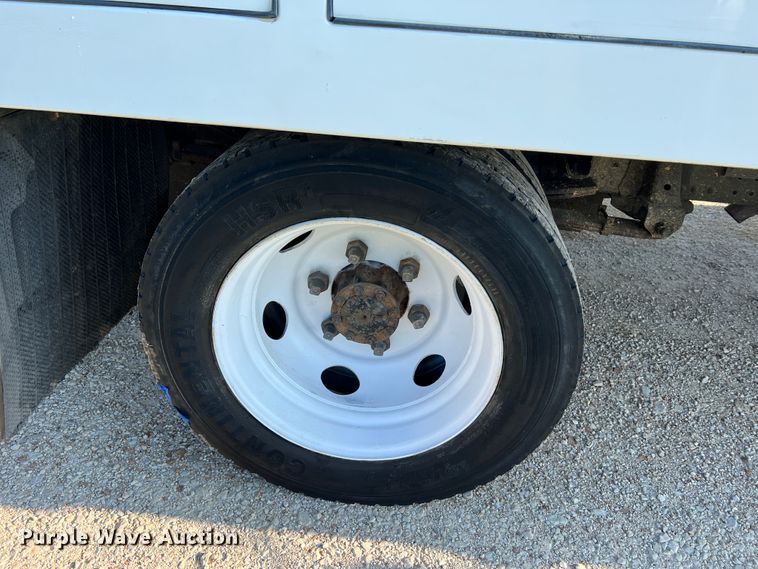 image for item JM9188 2016 Isuzu NPR HD  refrigerated delivery truck