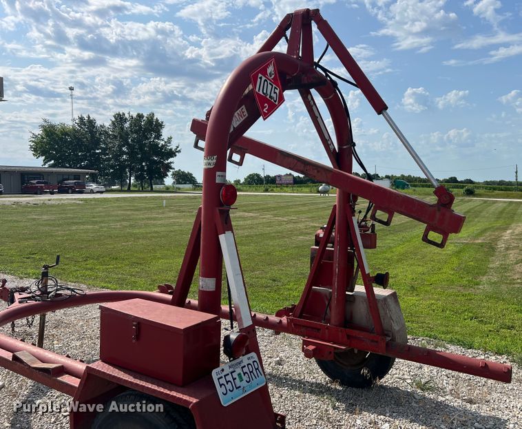 image for item JM9200 1990 H&H Equipment Company 10-HDWR-6  propane tank trailer