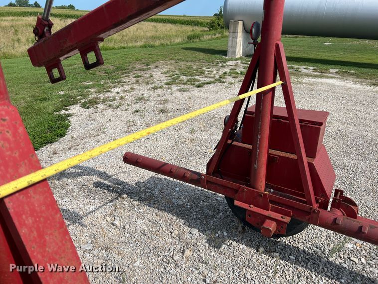 image for item JM9200 1990 H&H Equipment Company 10-HDWR-6  propane tank trailer