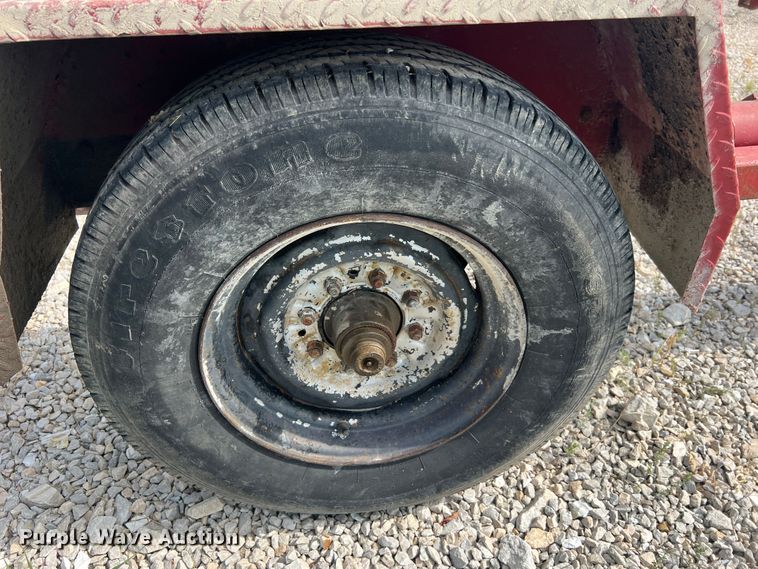 image for item JM9200 1990 H&H Equipment Company 10-HDWR-6  propane tank trailer