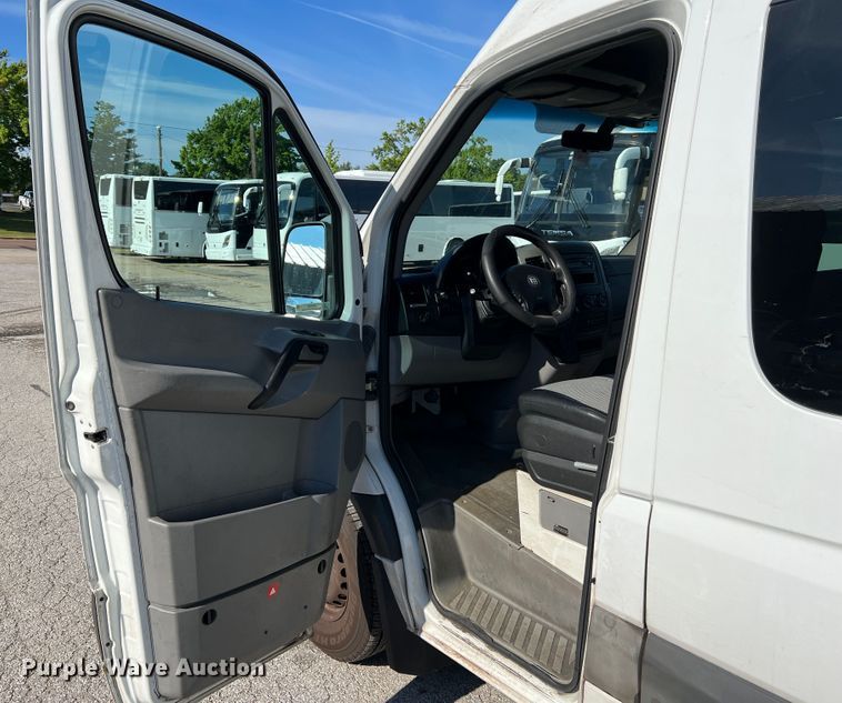 image for item JM9203 2008 Dodge Sprinter 2500  van