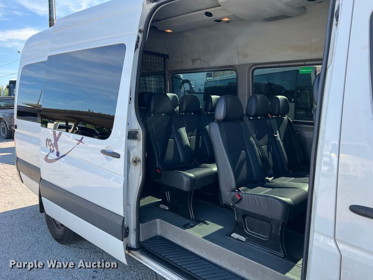 image for item JM9203 2008 Dodge Sprinter 2500  van