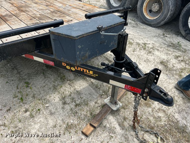 image for item JM9293 2019 Doolittle CF-8220  equipment trailer