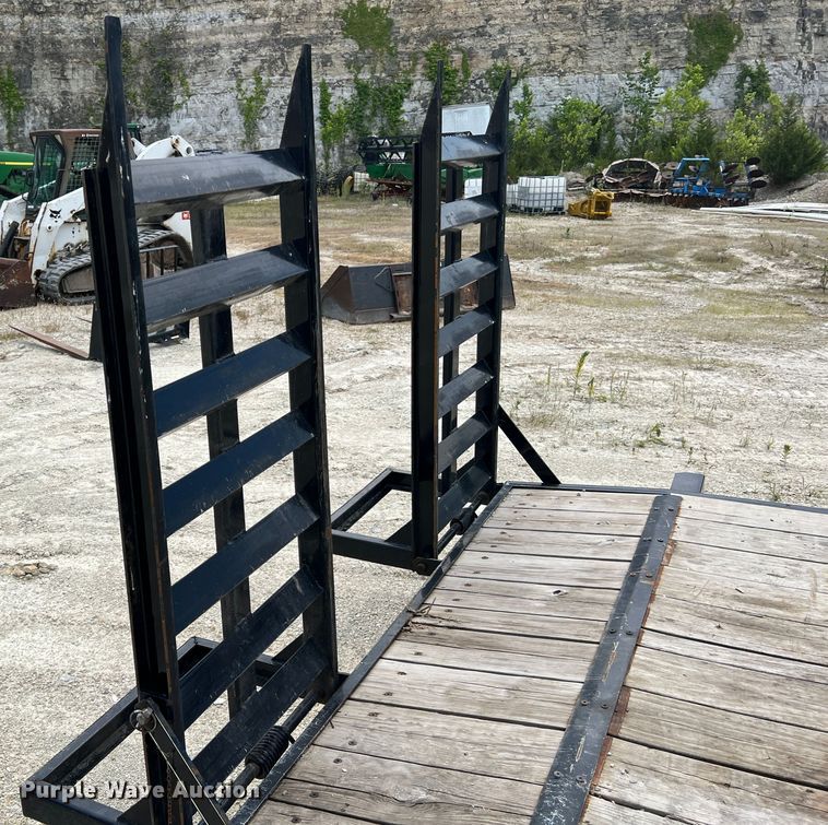 image for item JM9293 2019 Doolittle CF-8220  equipment trailer