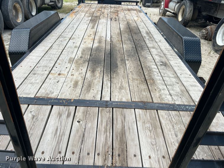 image for item JM9293 2019 Doolittle CF-8220  equipment trailer