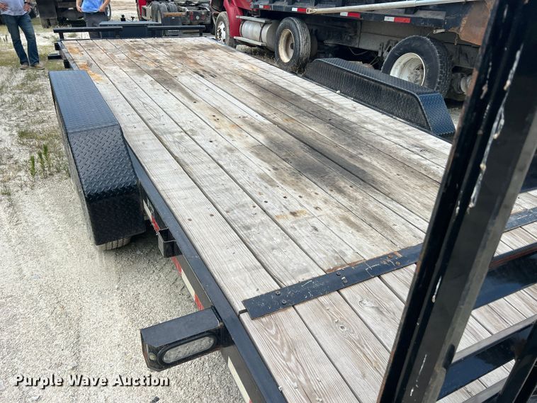 image for item JM9293 2019 Doolittle CF-8220  equipment trailer