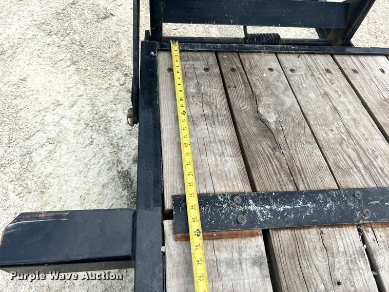 image for item JM9293 2019 Doolittle CF-8220  equipment trailer