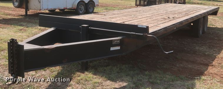 image for item JR9409 2000 May  flatbed trailer