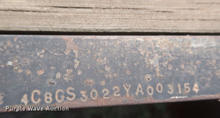 image for item JR9409 2000 May  flatbed trailer