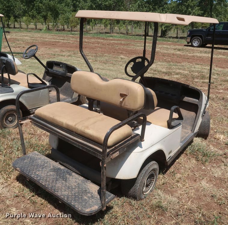 image for item JR9415 EZ GO TXTPDS  golf cart