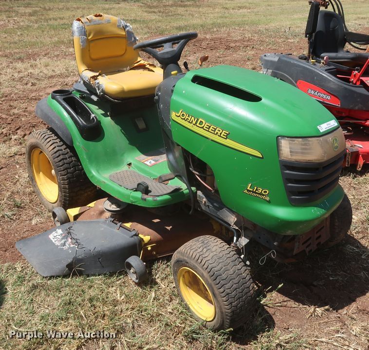image for item JR9421 John Deere L130A  lawn mower