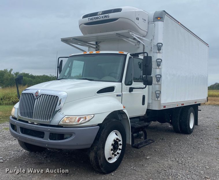 image for item JU9306 2014 International DuraStar 4300  refrigerated truck