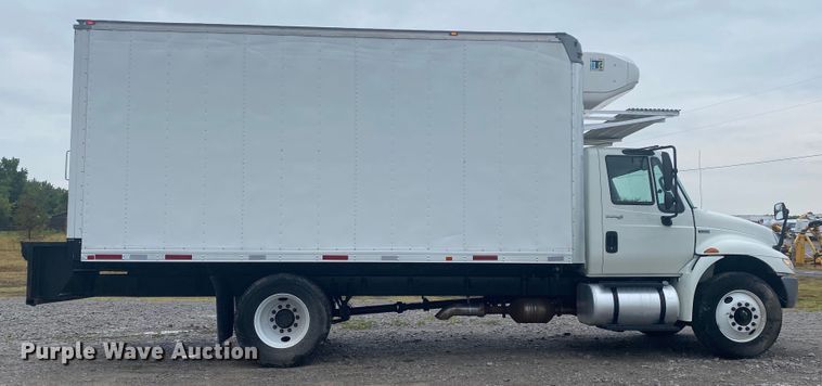image for item JU9306 2014 International DuraStar 4300  refrigerated truck