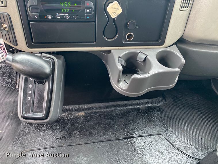 image for item JU9306 2014 International DuraStar 4300  refrigerated truck