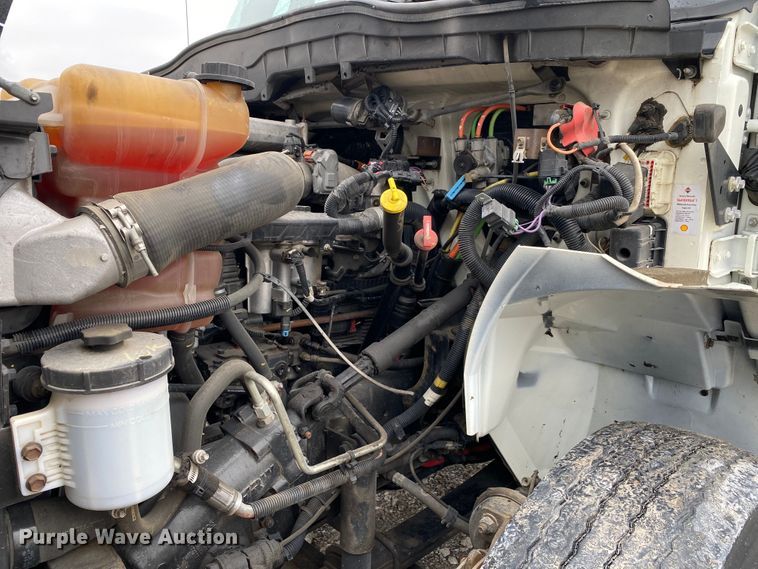 image for item JU9306 2014 International DuraStar 4300  refrigerated truck