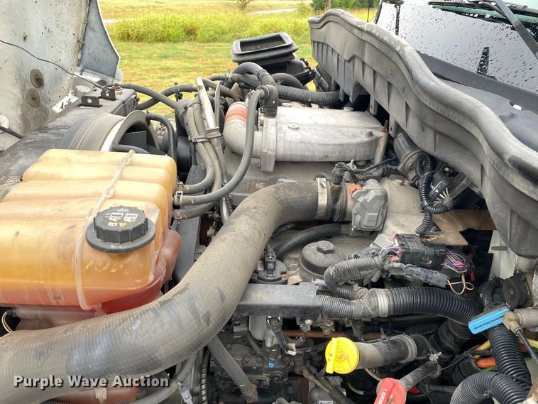 image for item JU9306 2014 International DuraStar 4300  refrigerated truck