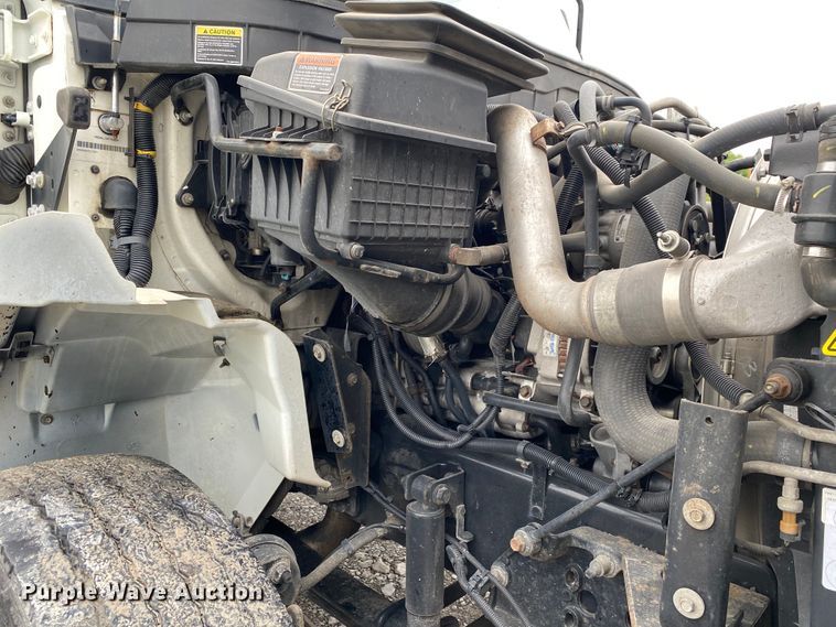 image for item JU9306 2014 International DuraStar 4300  refrigerated truck