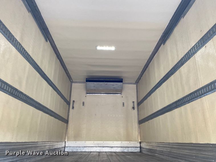 image for item JU9306 2014 International DuraStar 4300  refrigerated truck