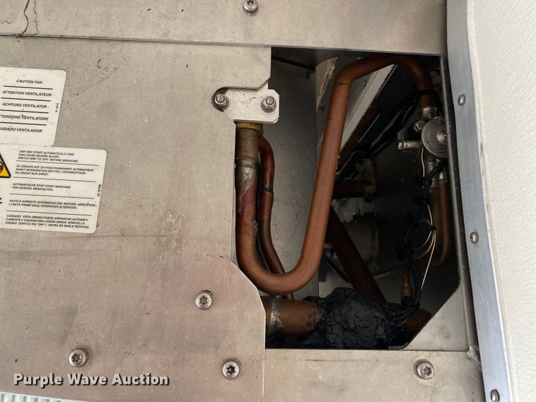 image for item JU9306 2014 International DuraStar 4300  refrigerated truck