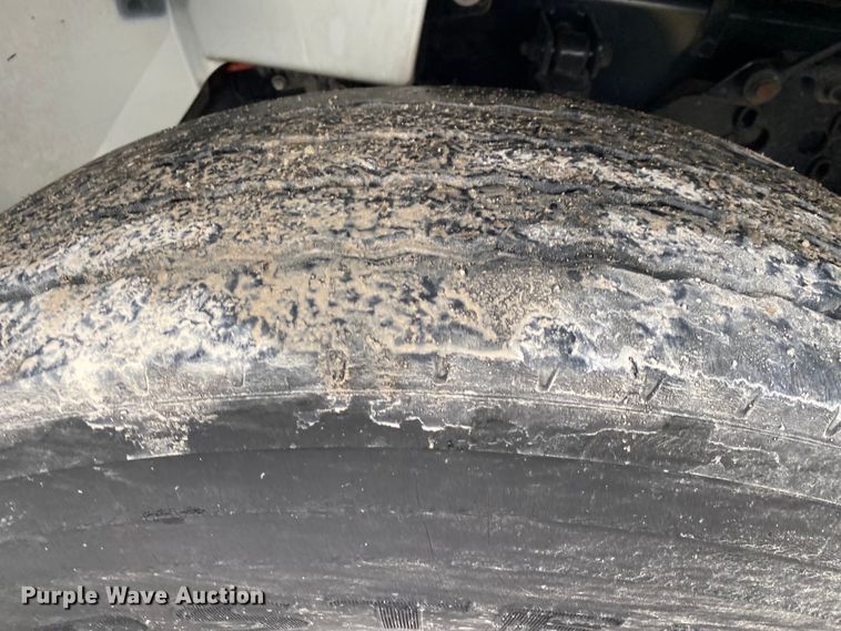 image for item JU9306 2014 International DuraStar 4300  refrigerated truck