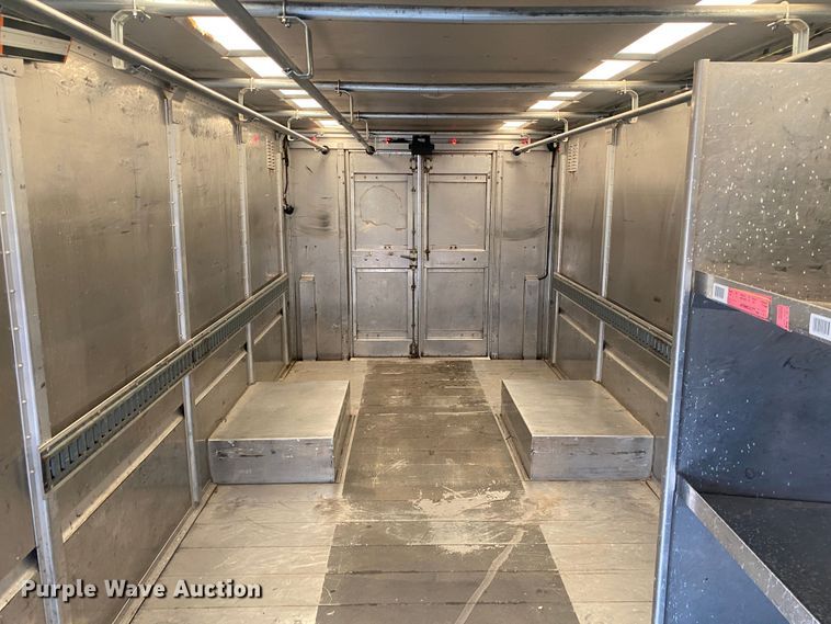 image for item JU9309 2007 Freightliner MT45  delivery truck