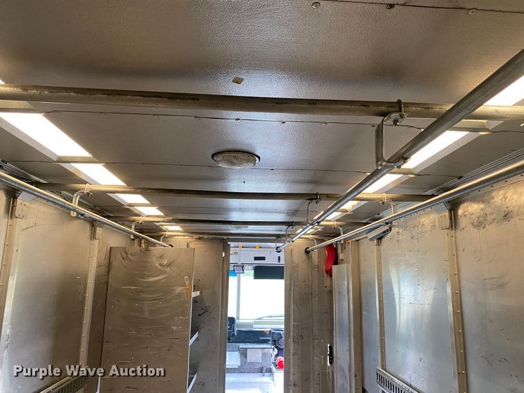 image for item JU9309 2007 Freightliner MT45  delivery truck