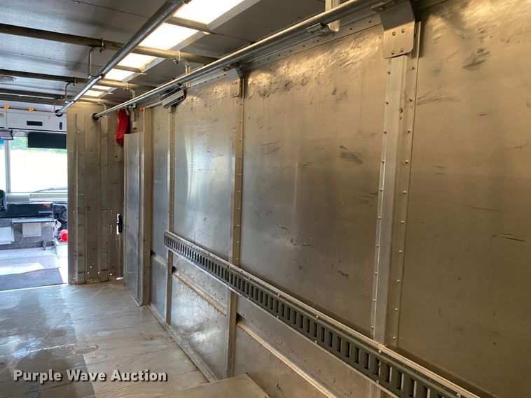 image for item JU9309 2007 Freightliner MT45  delivery truck