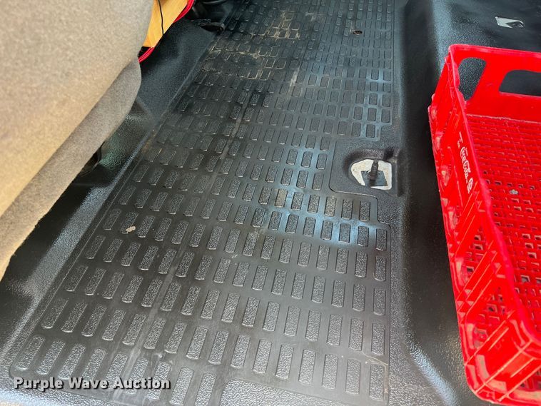 image for item JU9892 2009 Ford F350 Super Duty XL  SuperCab utility bed pickup truck