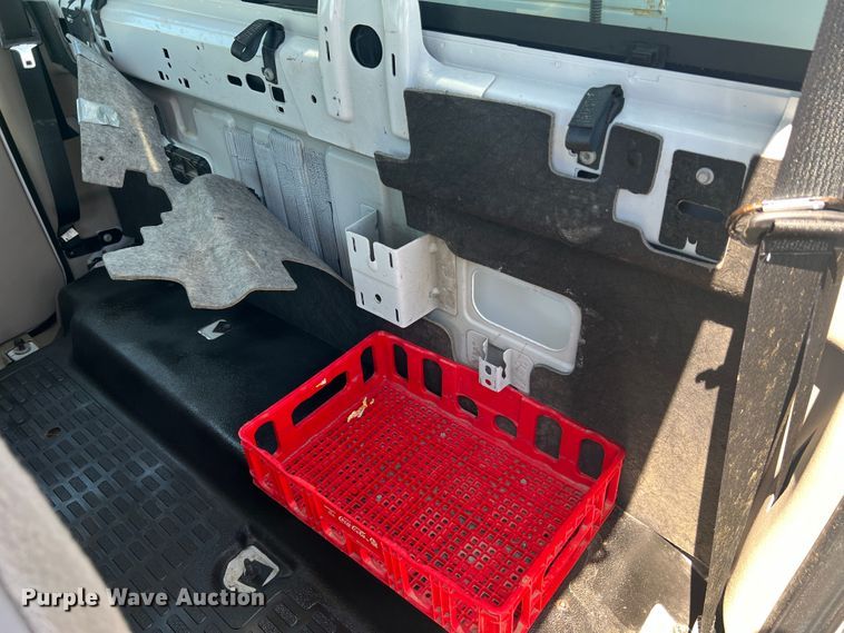 image for item JU9892 2009 Ford F350 Super Duty XL  SuperCab utility bed pickup truck