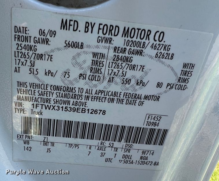 image for item JU9892 2009 Ford F350 Super Duty XL  SuperCab utility bed pickup truck