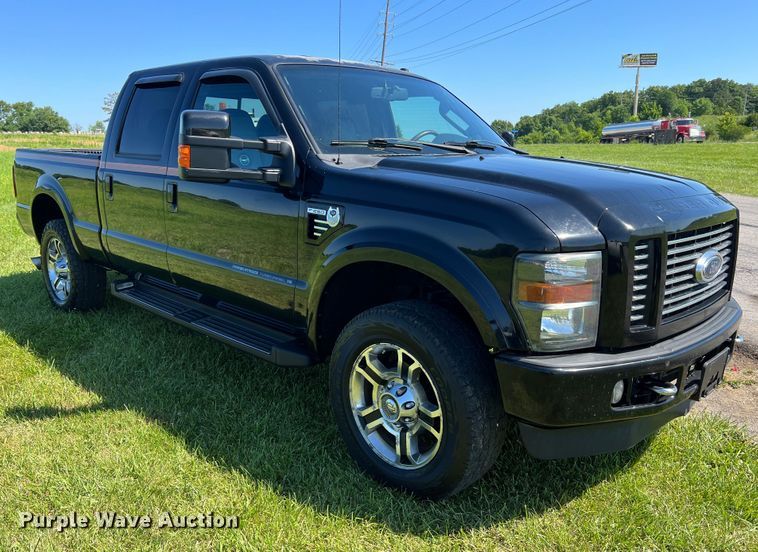 image for item JU9894 2008 Ford F250 Super Duty Harley Davidson  Crew Cab pickup truck