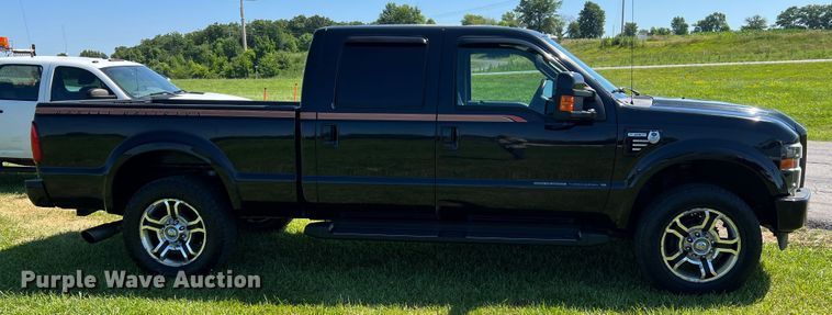 image for item JU9894 2008 Ford F250 Super Duty Harley Davidson  Crew Cab pickup truck