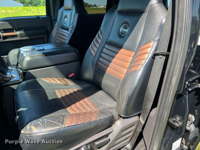 image for item JU9894 2008 Ford F250 Super Duty Harley Davidson  Crew Cab pickup truck