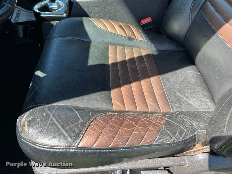 image for item JU9894 2008 Ford F250 Super Duty Harley Davidson  Crew Cab pickup truck