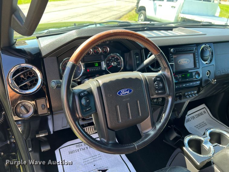 image for item JU9894 2008 Ford F250 Super Duty Harley Davidson  Crew Cab pickup truck