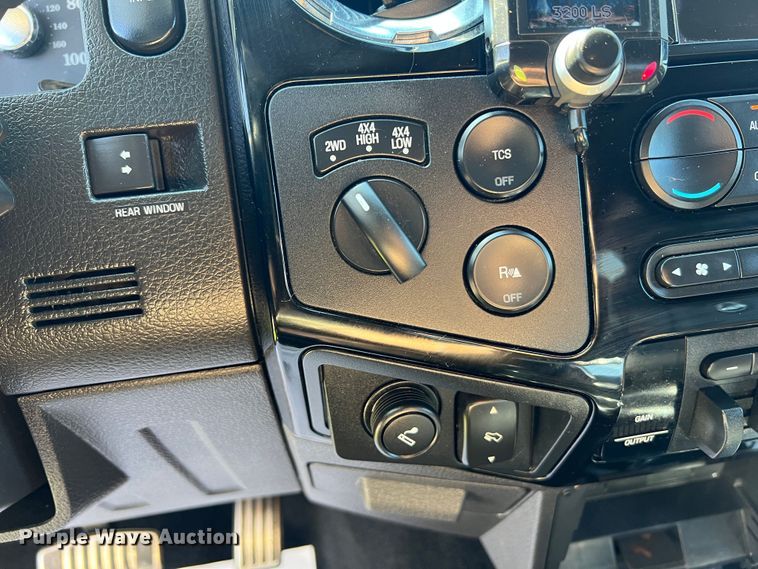 image for item JU9894 2008 Ford F250 Super Duty Harley Davidson  Crew Cab pickup truck