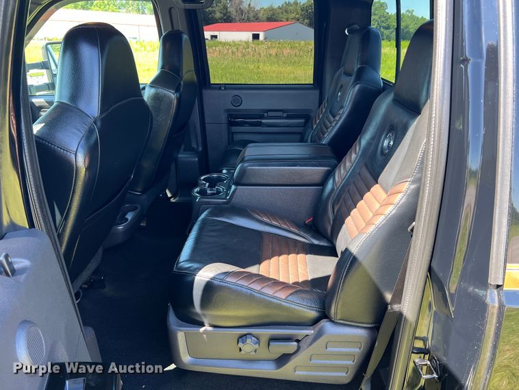 image for item JU9894 2008 Ford F250 Super Duty Harley Davidson  Crew Cab pickup truck