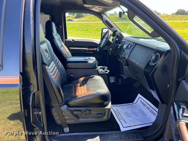 image for item JU9894 2008 Ford F250 Super Duty Harley Davidson  Crew Cab pickup truck