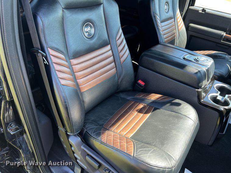 image for item JU9894 2008 Ford F250 Super Duty Harley Davidson  Crew Cab pickup truck