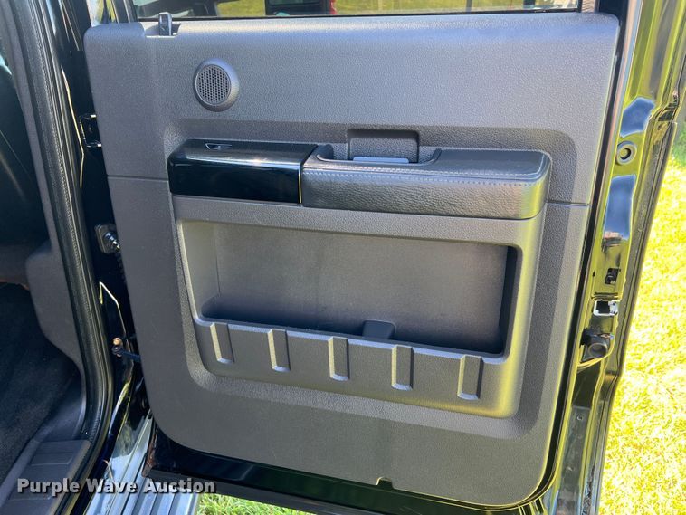 image for item JU9894 2008 Ford F250 Super Duty Harley Davidson  Crew Cab pickup truck