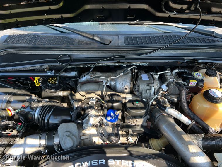 image for item JU9894 2008 Ford F250 Super Duty Harley Davidson  Crew Cab pickup truck