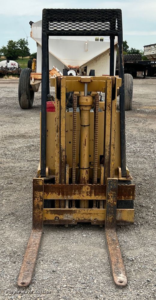 image for item JX9401 Caterpillar 150B  forklift