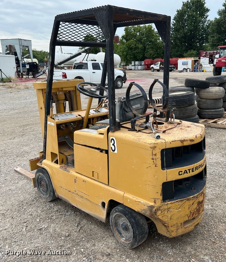 image for item JX9401 Caterpillar 150B  forklift