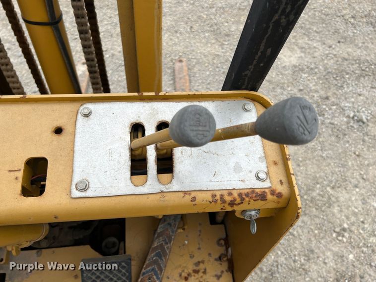 image for item JX9401 Caterpillar 150B  forklift