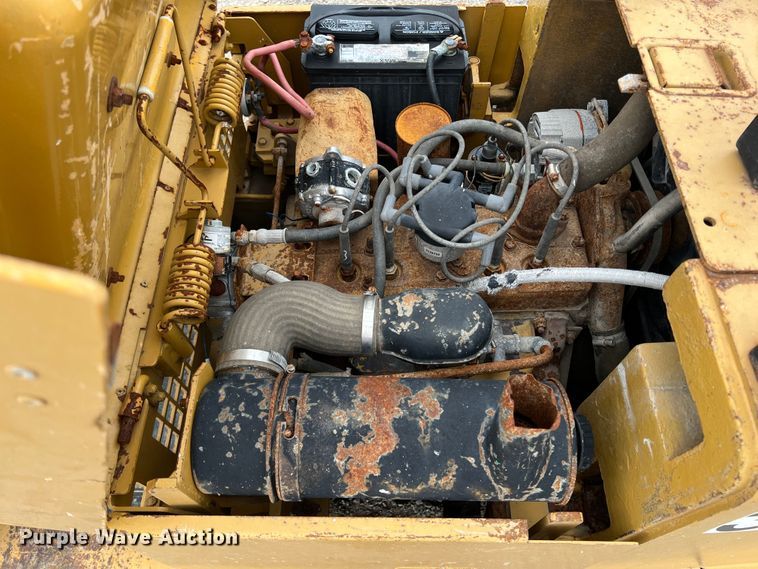 image for item JX9401 Caterpillar 150B  forklift