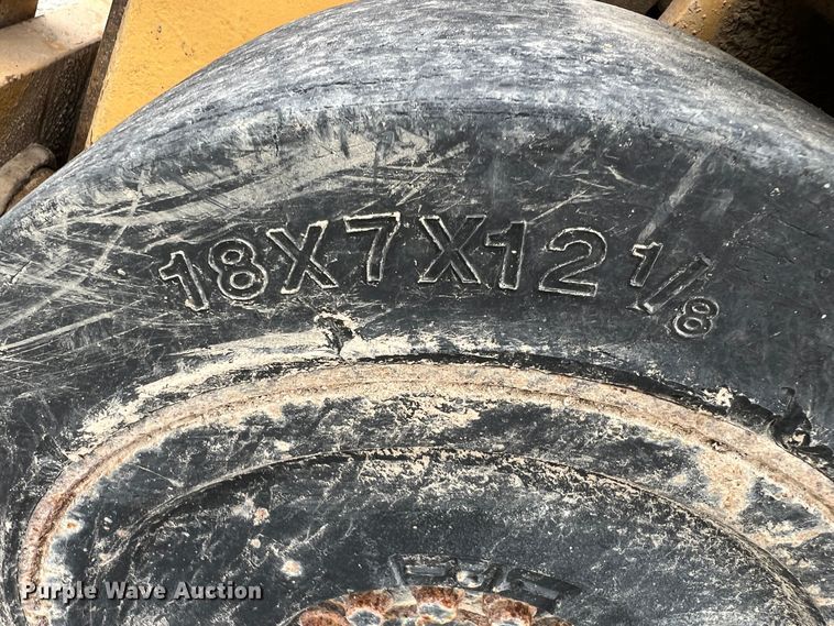 image for item JX9401 Caterpillar 150B  forklift