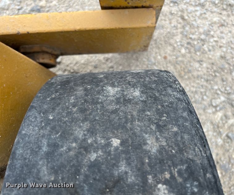 image for item JX9401 Caterpillar 150B  forklift